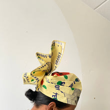 Load image into Gallery viewer, Angisa "Lobi E Meki Yu YeYe Gro" Light